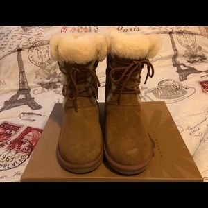 UGG Khaki K Sophy 3Y